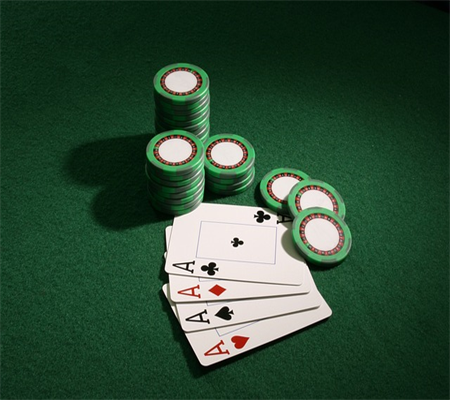 3 Cách Nâng Cao Kỹ Năng Chơi Poker Texas Hold'em